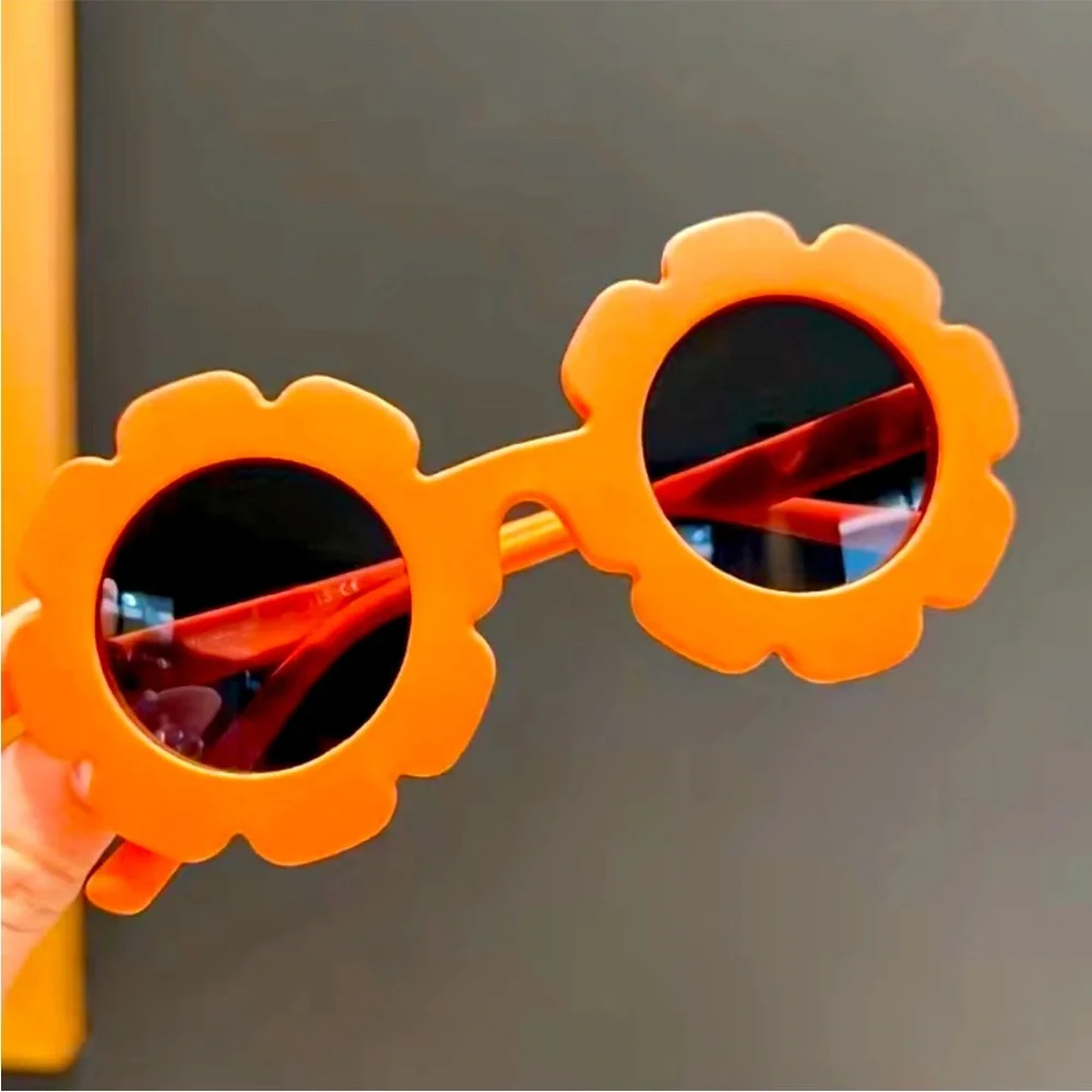 Sunglasses for kids. Matte Orange. Perfect for summer. Stylish and in fashion.